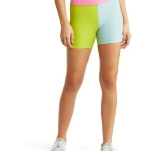 Outdoor Voices Warmup 5"‎ Short in  Bubblegum/Peridot/Caribbean - NWT